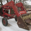 International 2350 Mount-O-MaticLoader