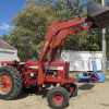 International 2350 Mount-O-MaticLoader