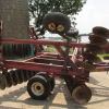 International 490 20.5ft Disc
